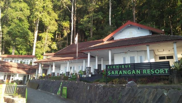 Magetan , Econique Sarangan Resort
