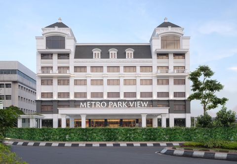 Metro Park View Hotel