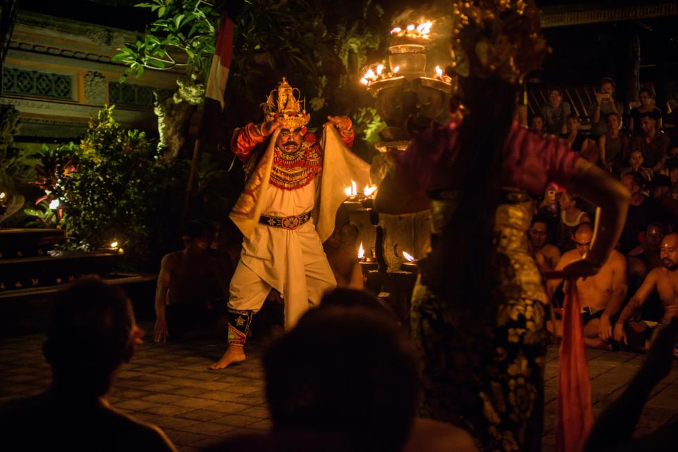 Galeri Mengapa Tari Kecak Jadi Ikon Budaya Bali yang Mendunia?