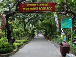 Taman Reptil Gembira Loka Zoo — Belajar Lebih Dekat dengan Penghuni Dunia Purba