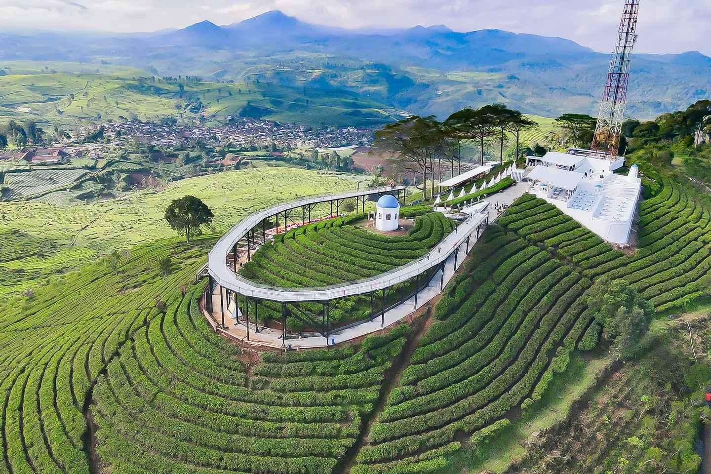 Nimo Highland — Panorama 360° & Sky Bridge Ikonik