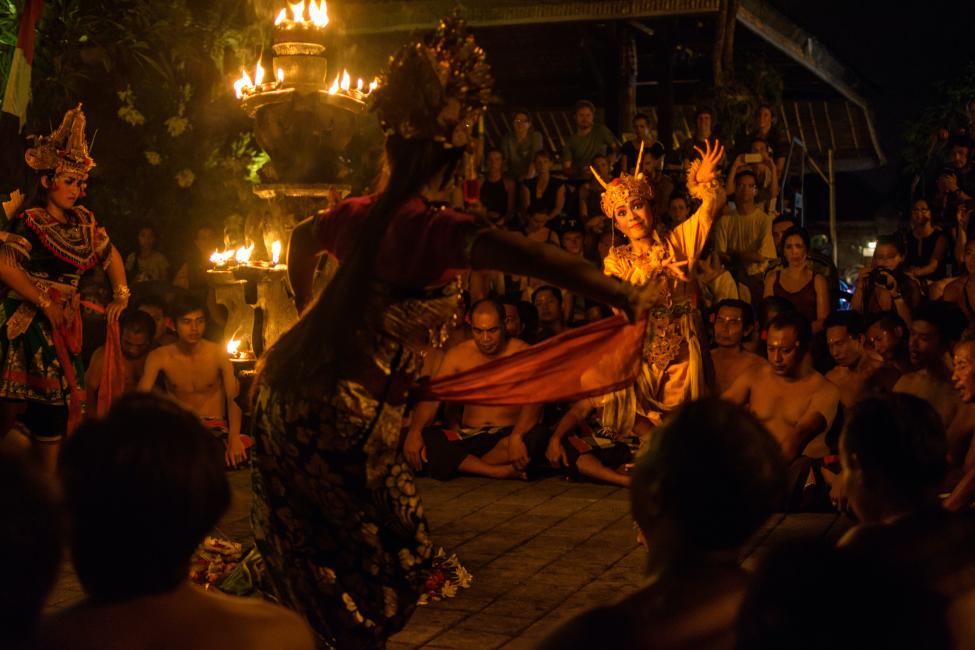 Galeri Mengapa Tari Kecak Jadi Ikon Budaya Bali yang Mendunia?
