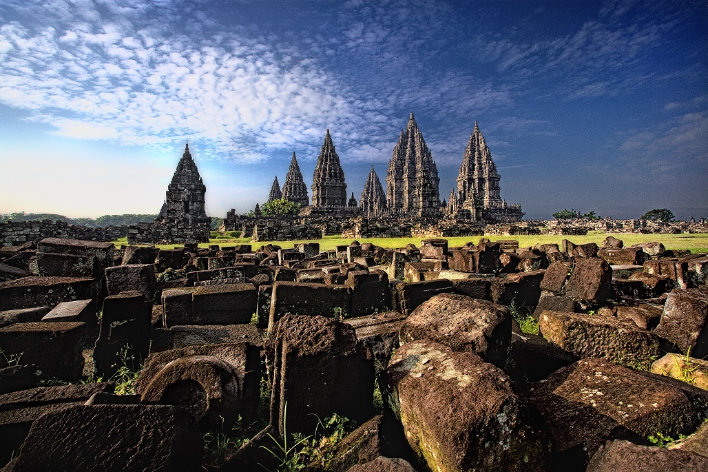 Wisata Candi Prambanan Yogyakarta – Jelajah Kompleks Kuil Hindu Terbesar di Indonesia (UNESCO)