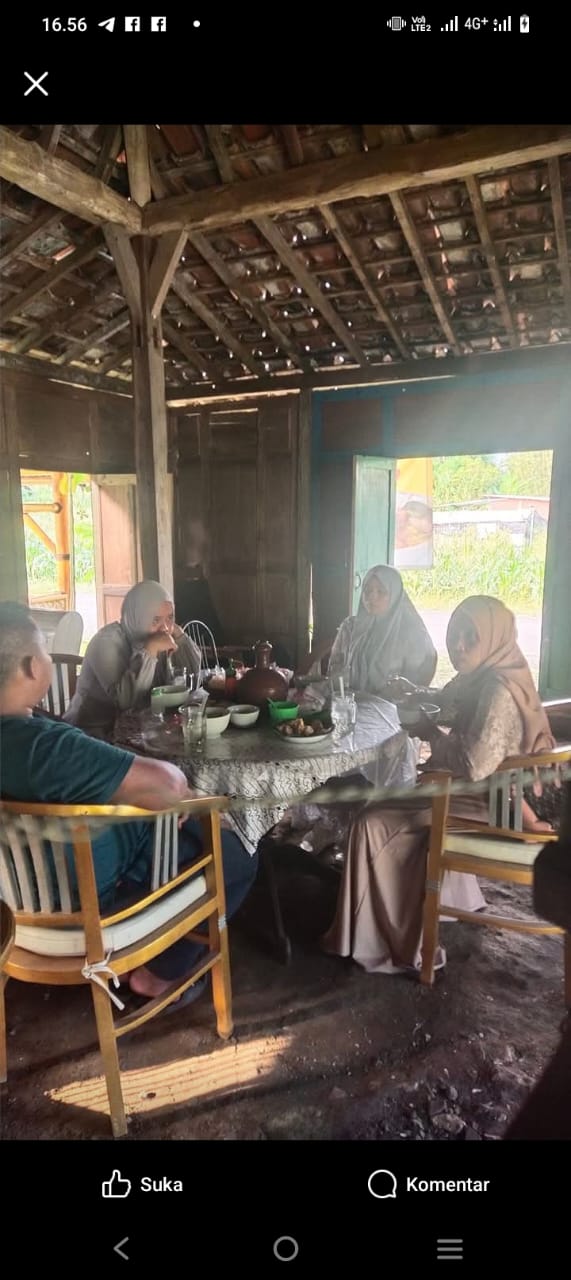 Galeri Warung Mba Nurhayati – Kopi Kletak & Soto Sawah, Temas – Batu