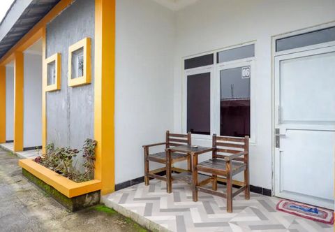 Galeri RedDoorz near Candi Cetho Karanganyar