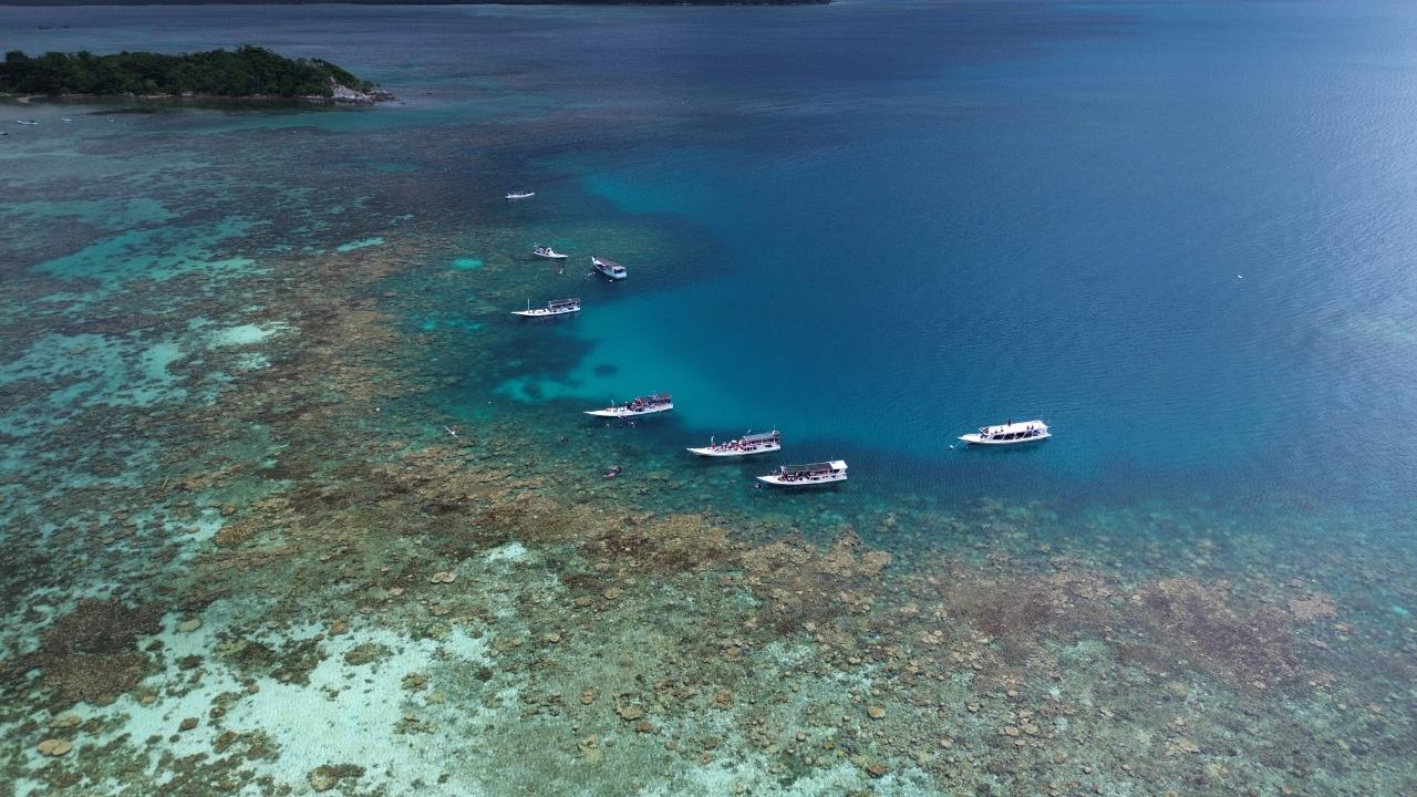 Galeri Karimun Jawa - Paket Wisata 3 Hari 2 Malam Tanpa Penginapan
