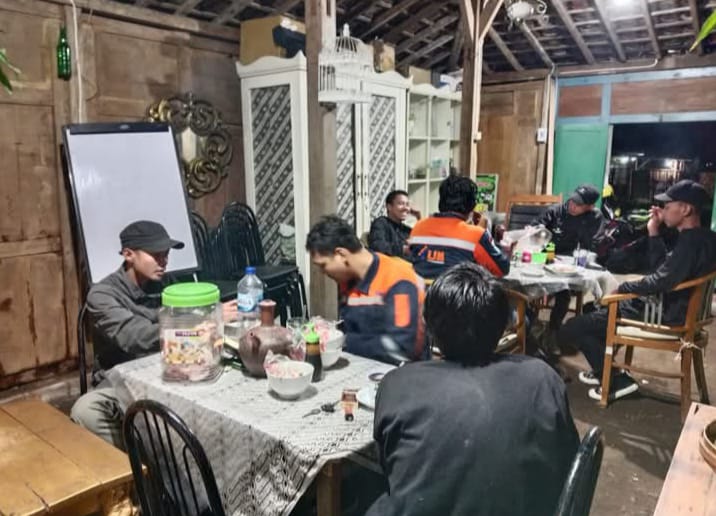 Galeri Warung Mba Nurhayati – Kopi Kletak & Soto Sawah, Temas – Batu