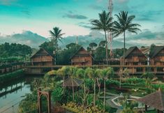 Galeri Rancabango Hotel & Resort Garut berada di Tarogong Kaler.